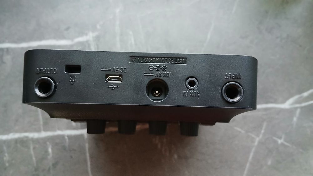 G1 Four ZOOM multiefekt gitara