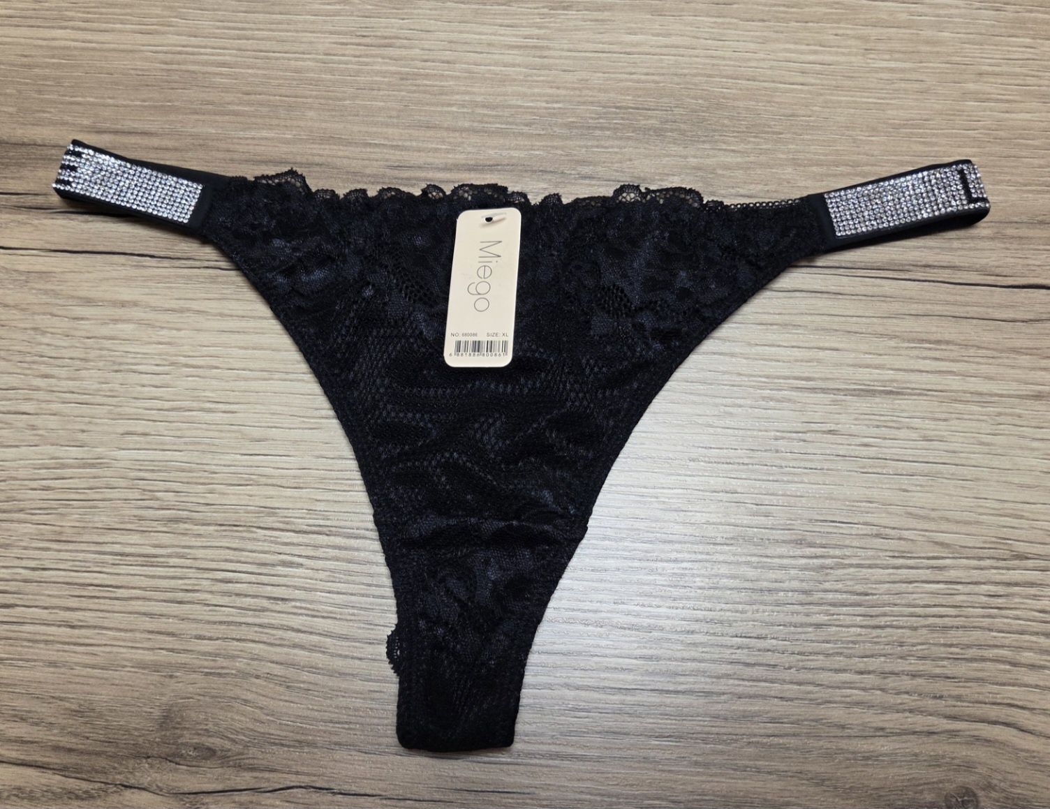 Majtki, stringi Damskie Czarne XL