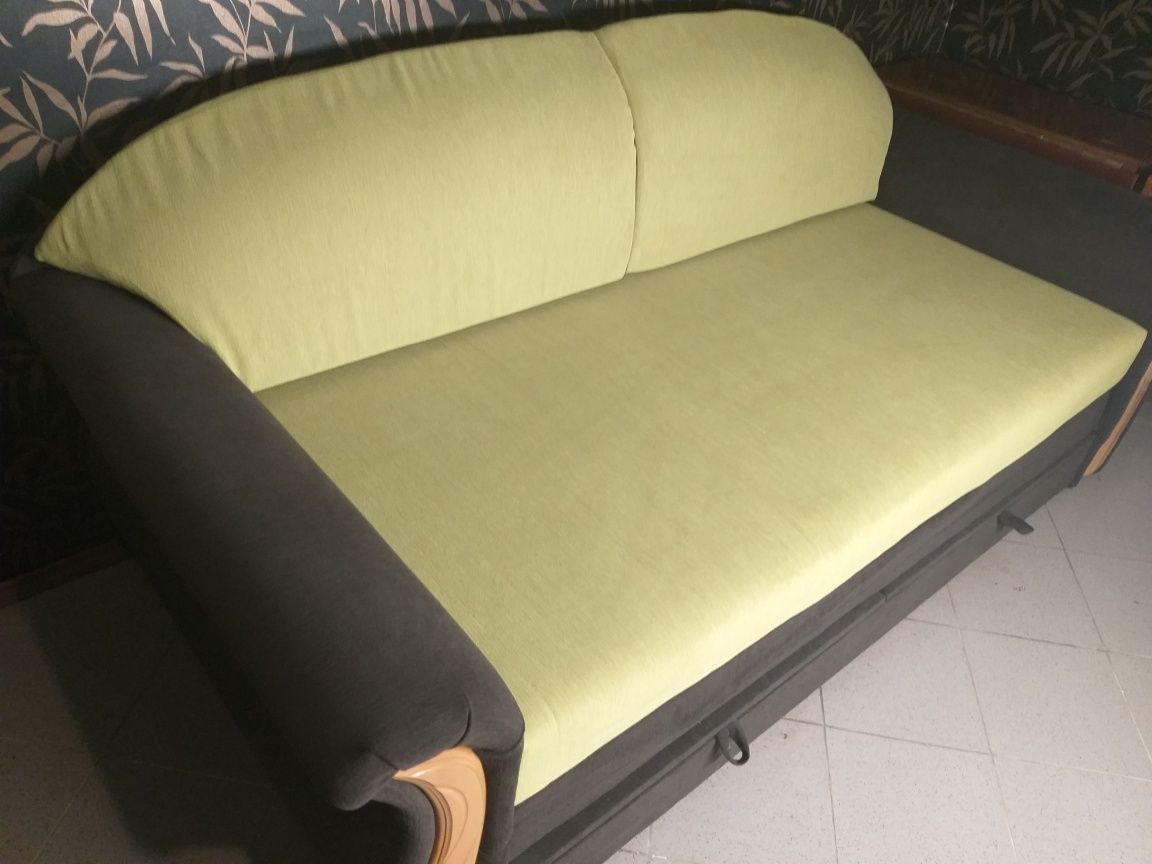 Продам диван кровать Кубус 2,5 на 2,0раз
