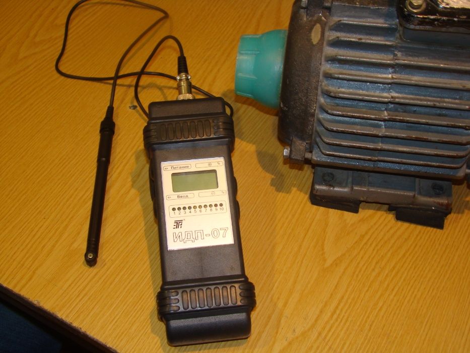 Индикатор дефектов подшипников электрических машин ИДП-07
