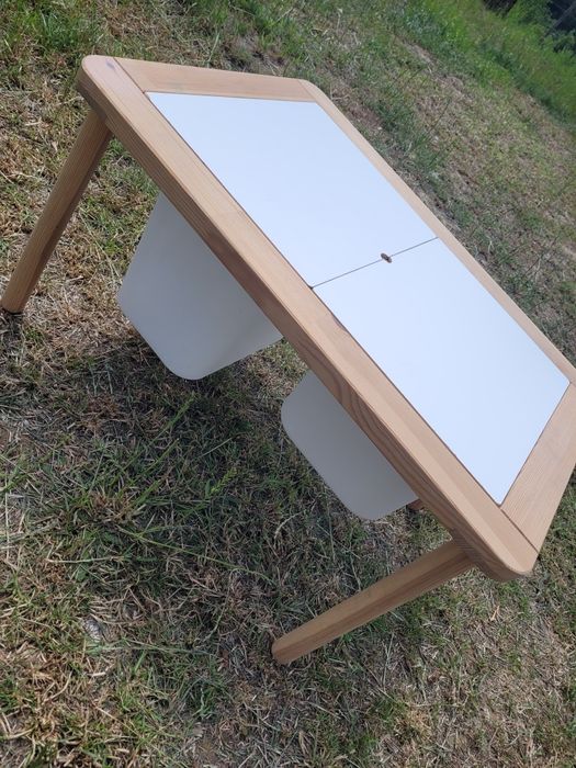 Ikea flisat stolik z pojemnikami trofast