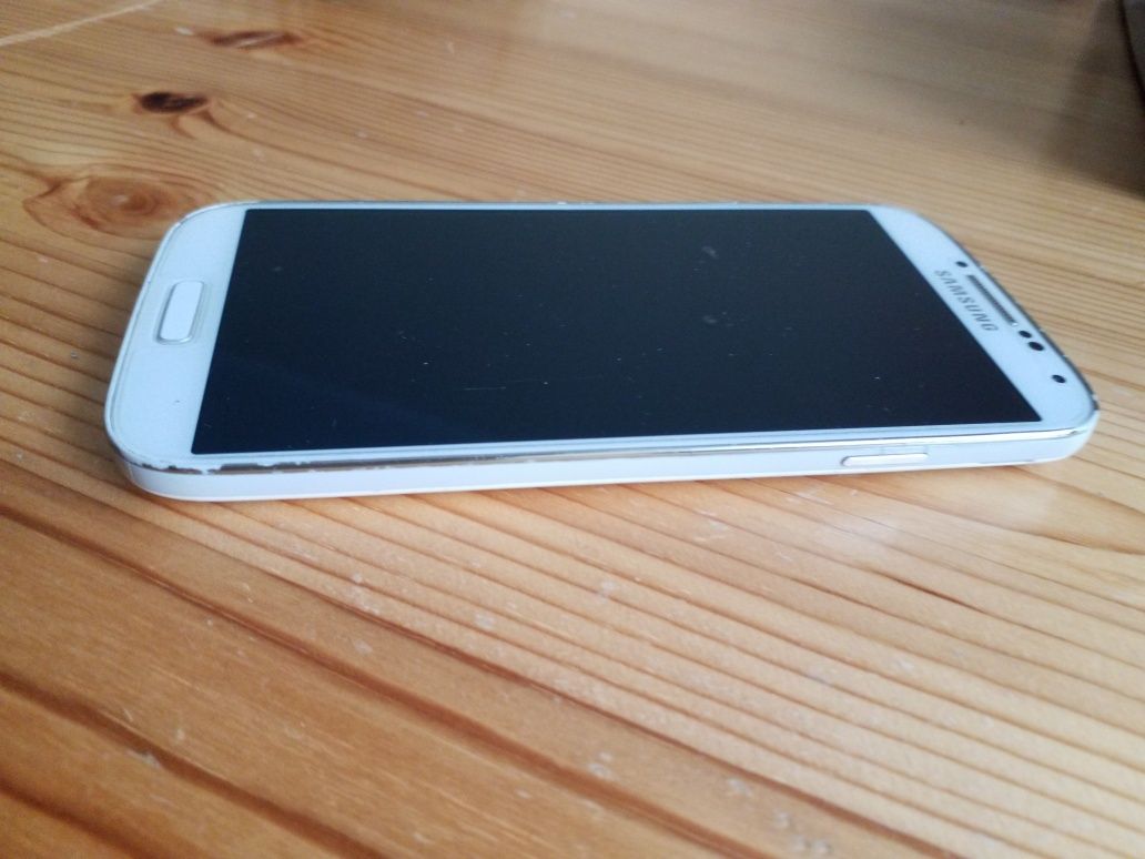 Samsung Galaxy S4 biały GT-I9505 używany telefon smartfon