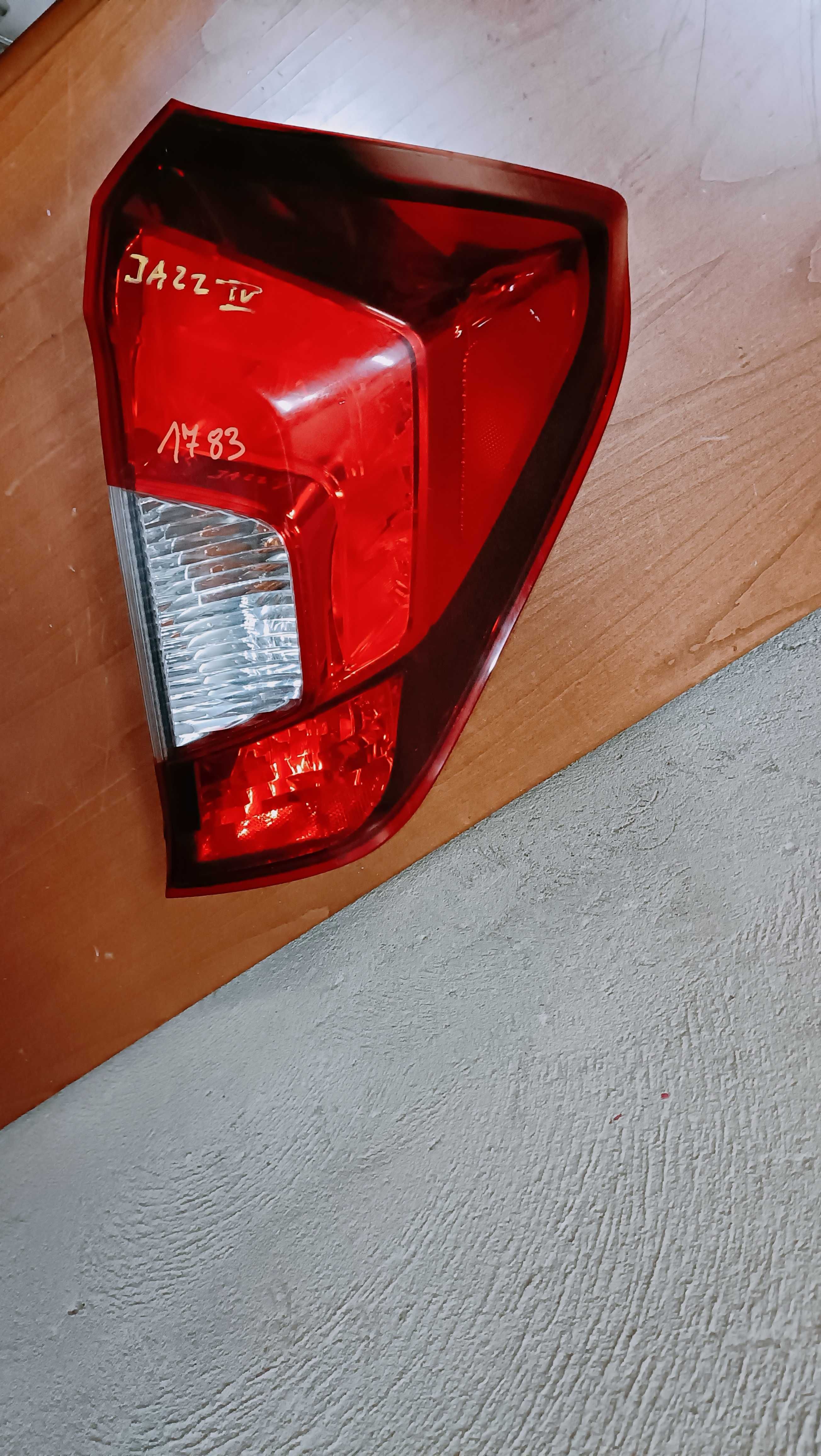 Honda Jazz IV Lampa tył prawa