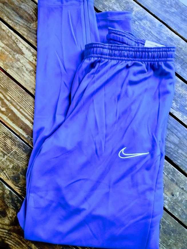 Штани жіночі спортивні Nike  Dri-FIT Academy Pants DQ6739430 оригінал