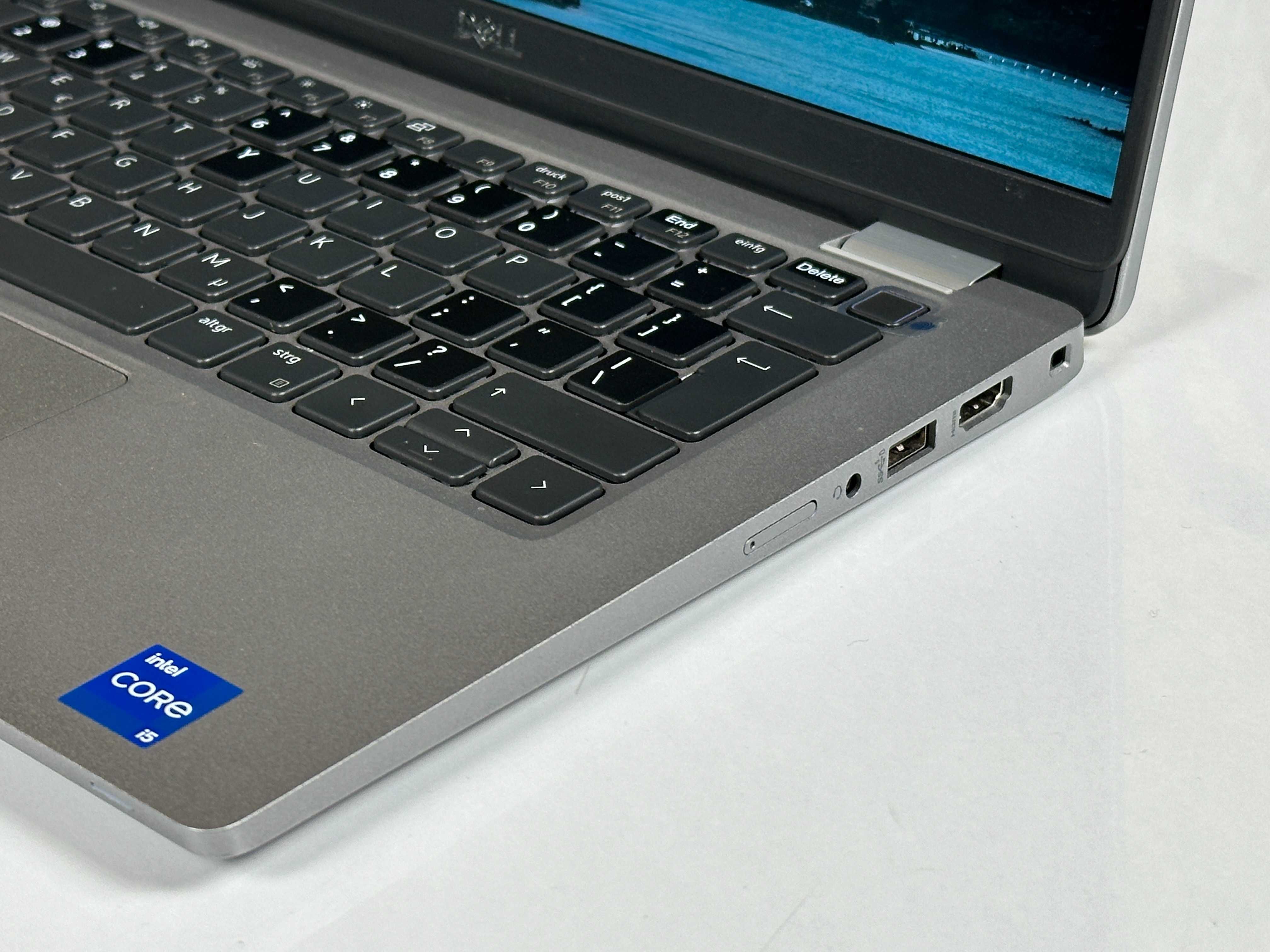 Idealny do pracy! Dell Latitude 5330 i5-12GEN  16GB DDR4 256GB SSD FHD