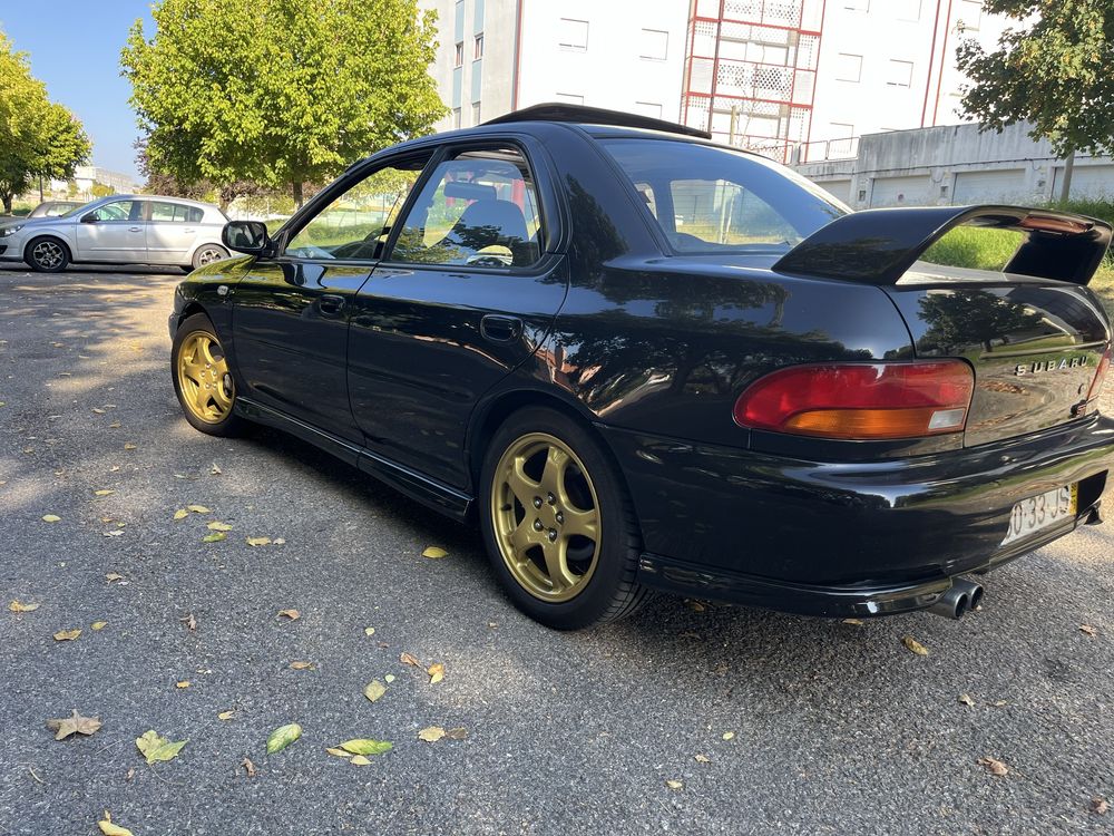Subaru impreza GT