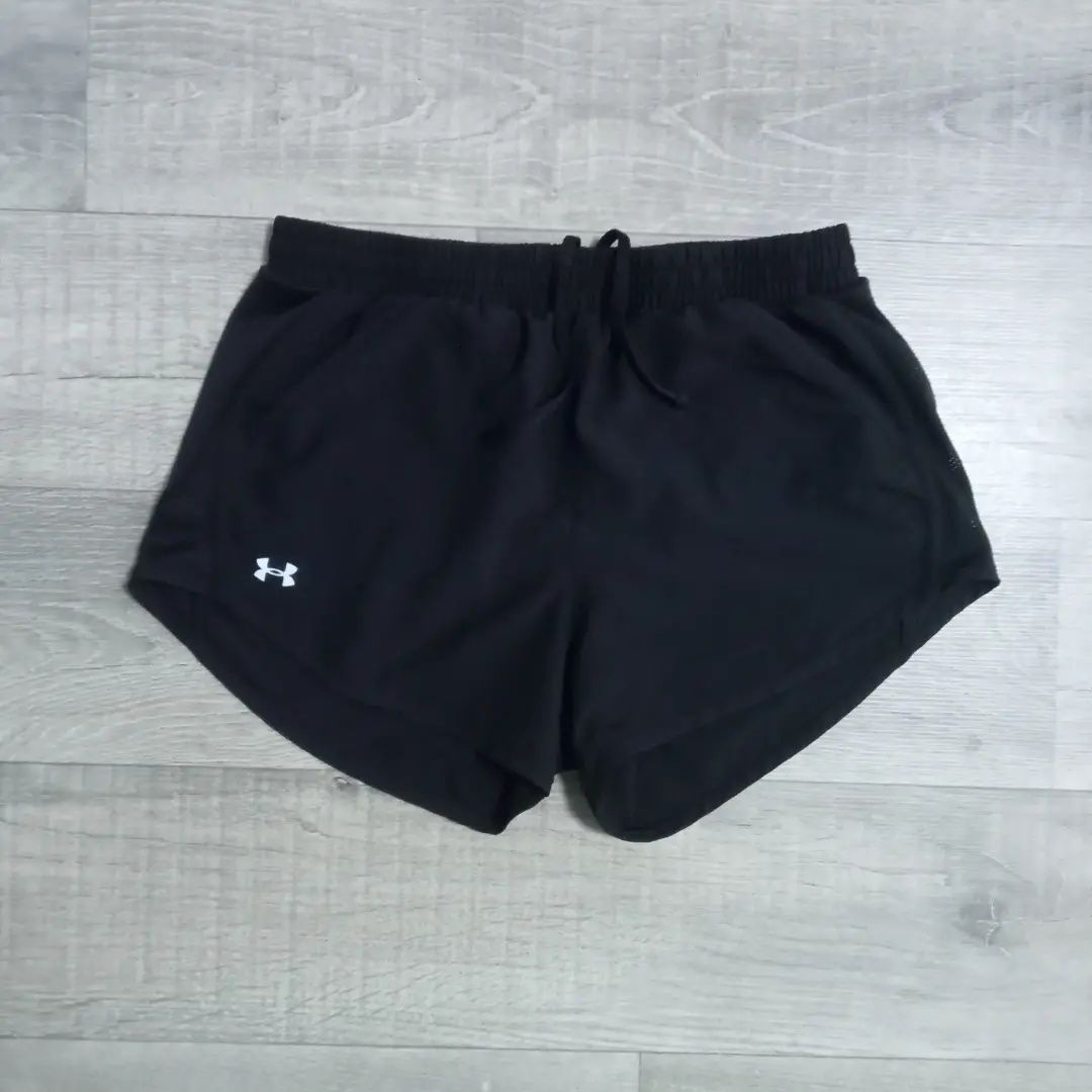 Фирменные женские оригинальные шорты бренда Under Armour оригинал