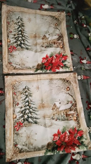 Nowe poszewki świąteczne vintage na poduszkę 45 cm - 2 sztuki.