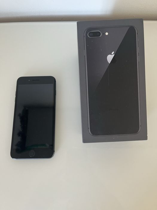 iPhone 8 Plus Preto 64GB (Para Peças)