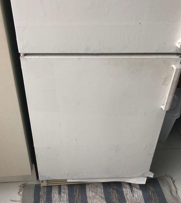 Frigorífico combinado com arca congeladora