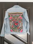 Kurtka jeansowa katana Stradivarius S haft print
