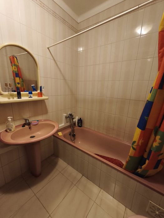 Arrendamento quarto mobilado