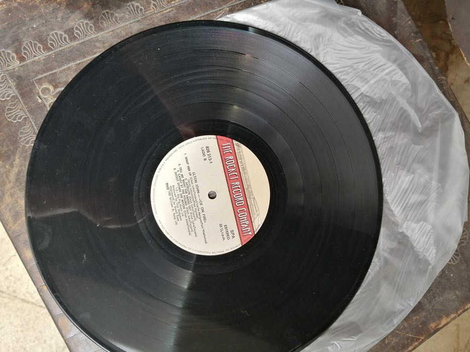 lp , vinil , elton jonh , ice on fire 1985