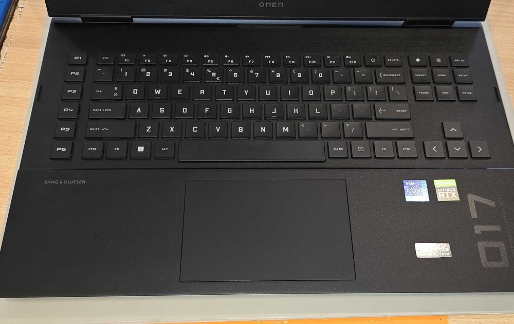 Laptop do gier HP OMEN 17-ck0213nw  i7  32GB SSD 1TB  RTX3070 Win 11