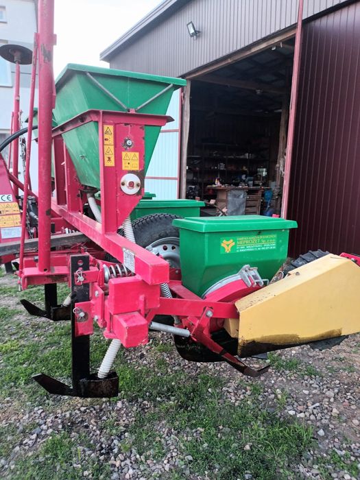 Siewnik Meprozet S100 4rzedowy do kukurydzy