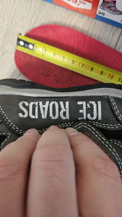 Buty chłopięce jesienno/zimowa w rozmiarze 25