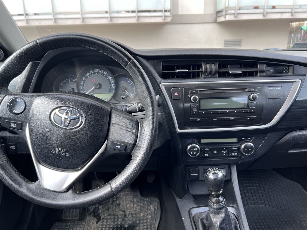 Toyota Auris 1.4 D4D 2014