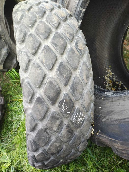 Opona przemysłowa 14.9-24 Goodyear walec drogowy