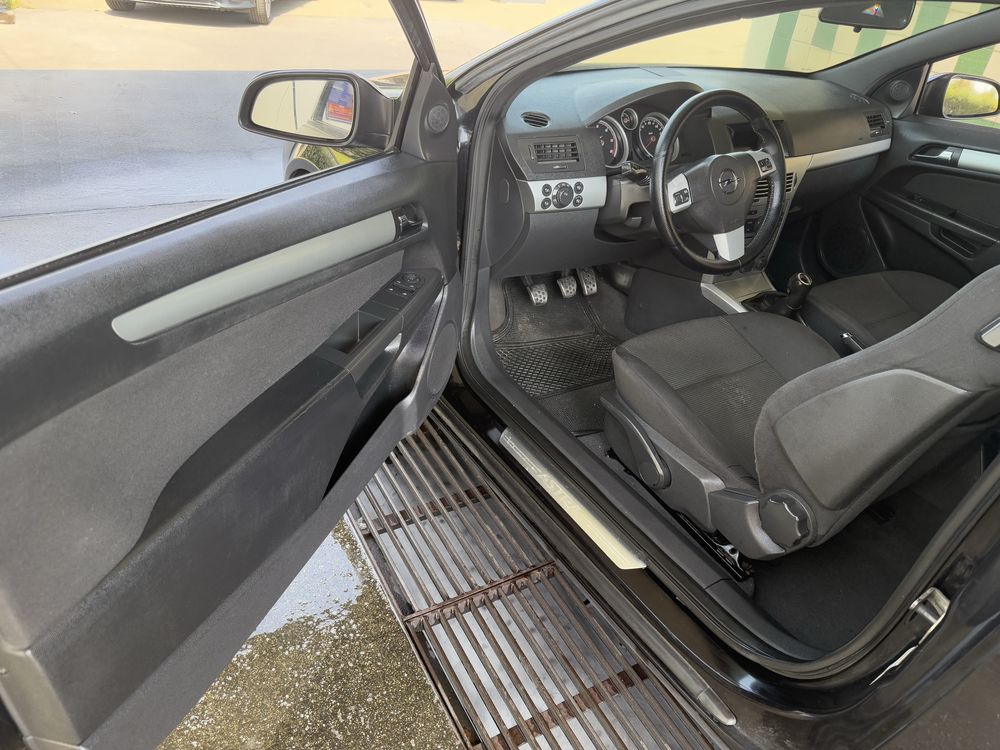 Opel Astra 1.7 GTC Sport