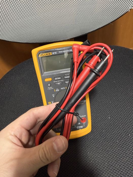 Fluke 87V igual a novo