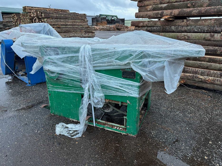 Strugarka wyrówniarka produkcji polskiej firmy Jaroma Typ DYSC 3