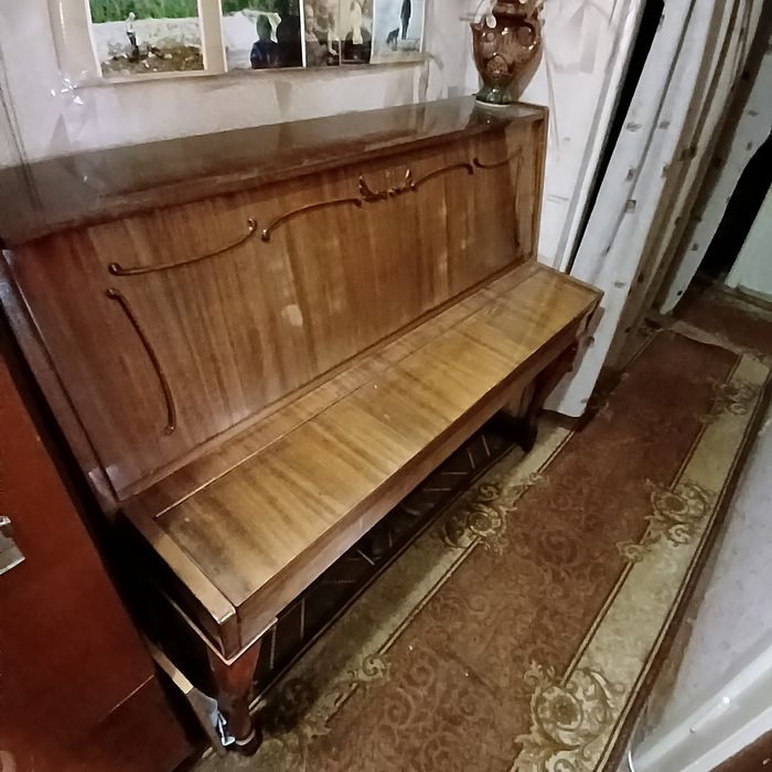 Піаніно продам самовивіз