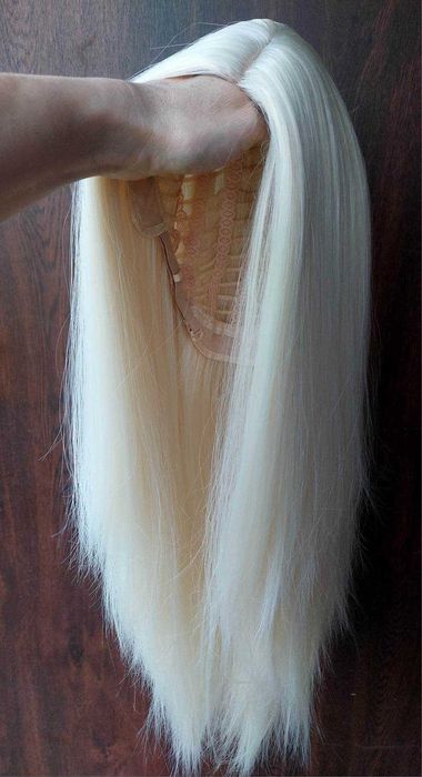 Peruka syntetyczna blond 70 cm
