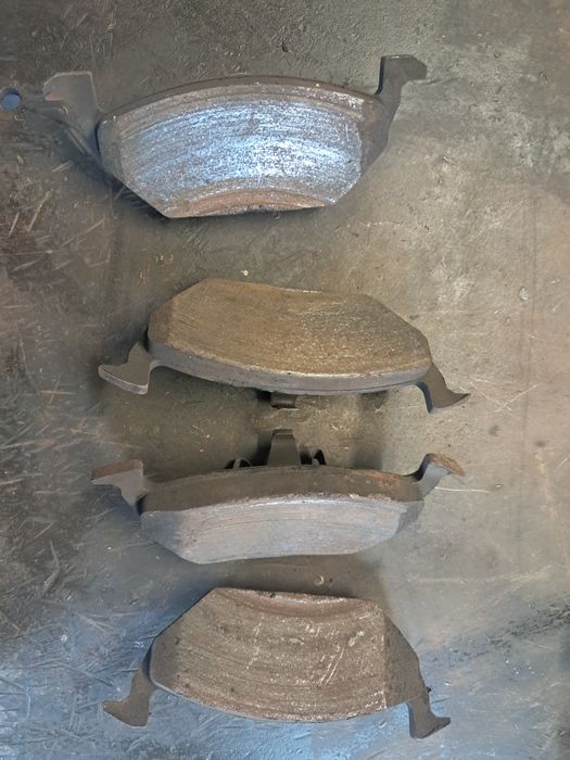 Klocki hamulcowe przód Seat Cordoba Fl Lift rok 2002 Benzyna 1.4 16v