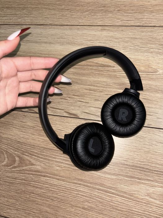 Навушники блютуз JBL модель TUNE520ВТ