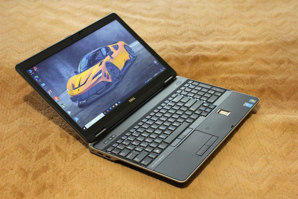Dell m2800/i7-4810MQ 8x/Radeon Pro WX4170 2GB/16GB/SSD256/АКБ4ч/15 FHD