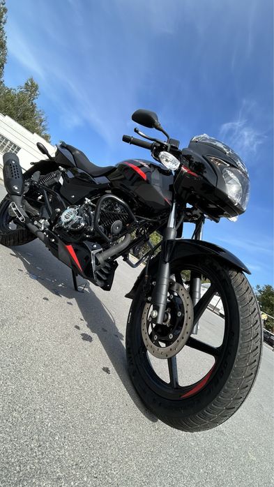 Мотоцикл Bajaj Pulsar 180, Доставка безкоштовна, Виробник: Індія