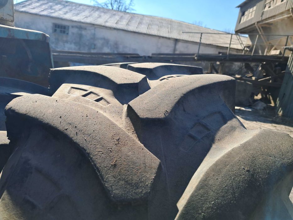 Колеса з трактора МТЗ б.у. R38