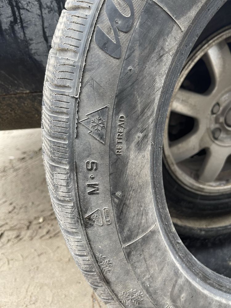 Резина зимова 225/55 r17