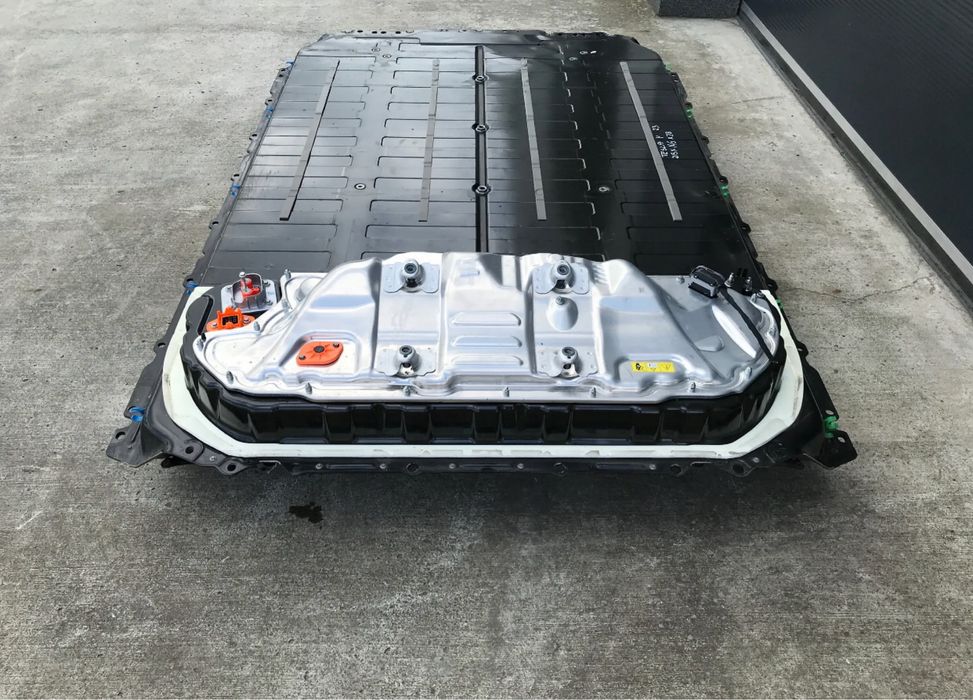 Продам батареї/батарею/секції на Tesla 3/Y/X/S
