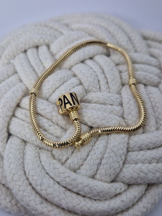 Złota bransoletka żmijka typu Pandora 19,50 cm