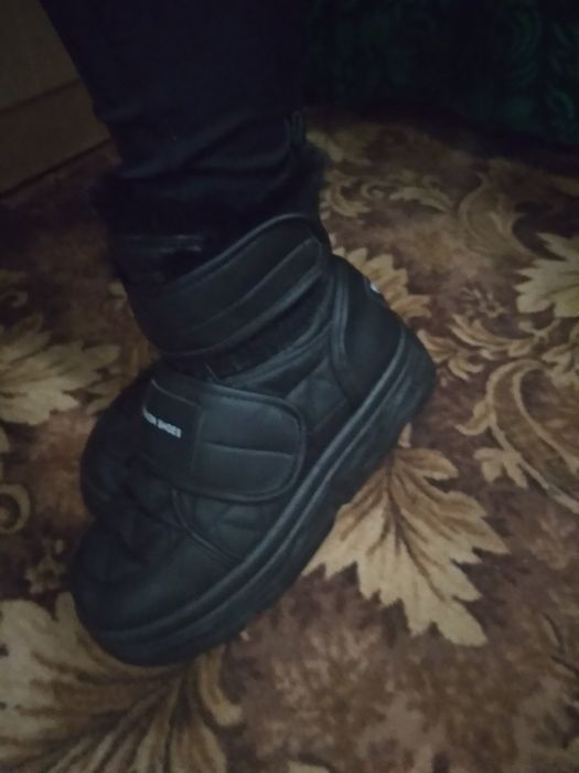 Жіночі зимові ботінки 39(24,5).