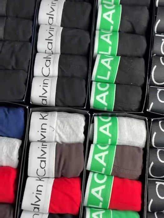Чоловічі боксери Келвін Кляйн серія Modern Black. Мужские трусы Calvin