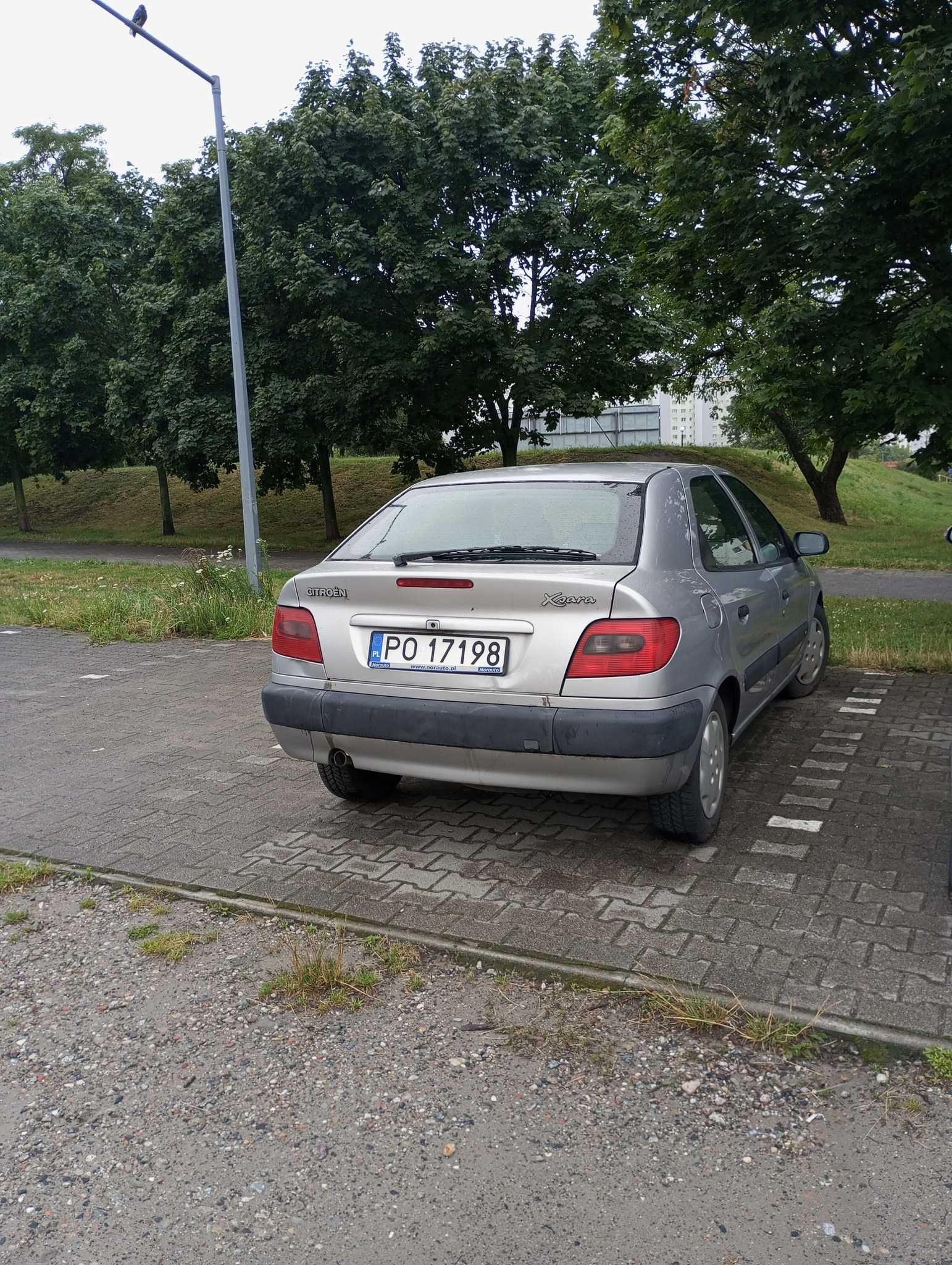 Sprzedam Citroen Xsara 2000r