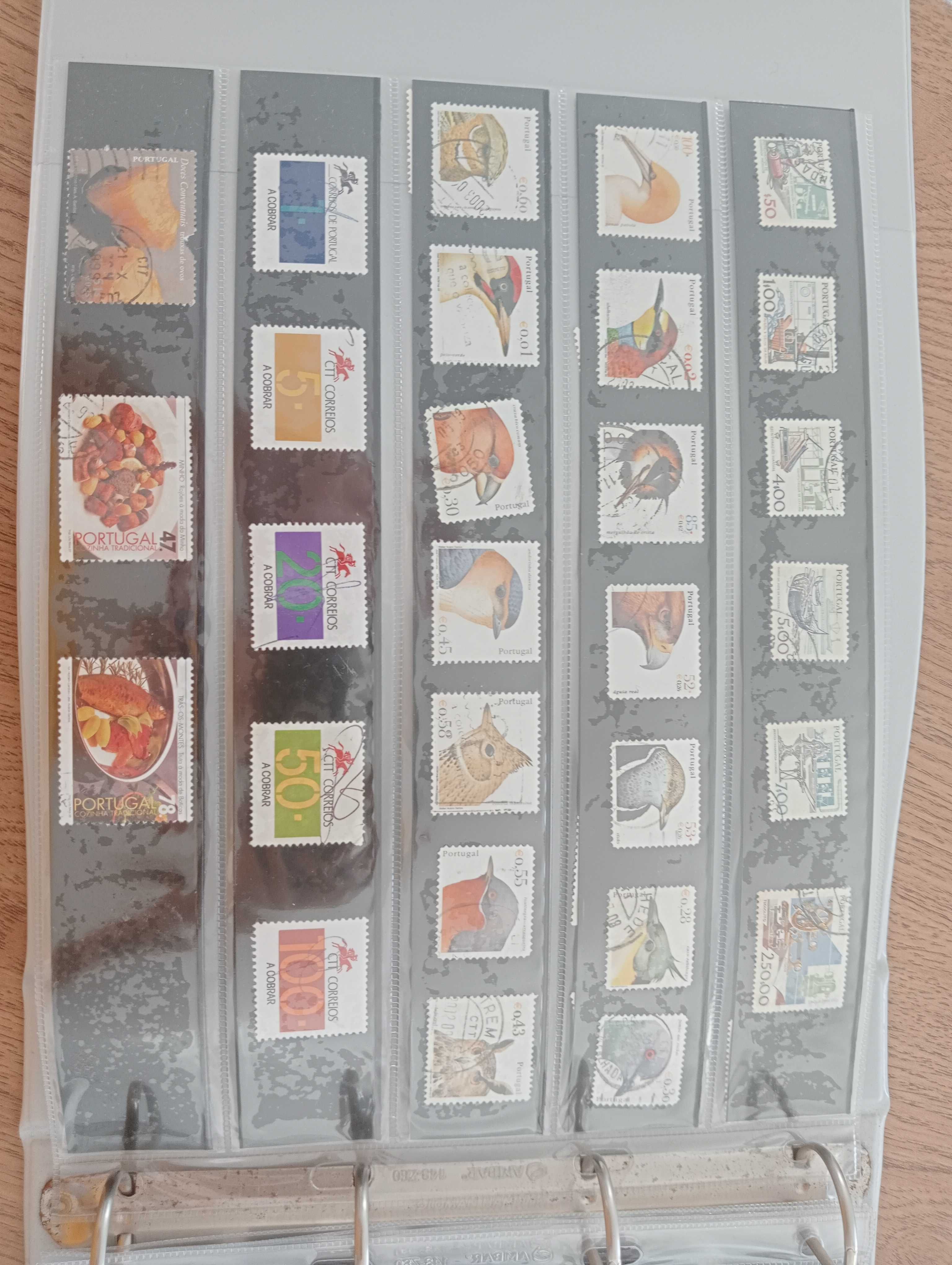 Colecção 212 selos - Filatelia