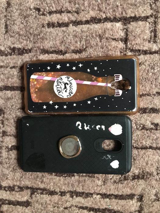 Продам два чехла б/ у на Мейзу м5