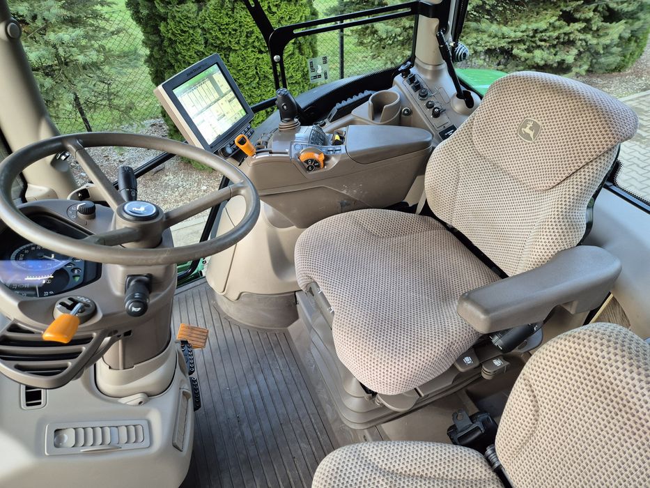 John Deere 6175R Autopower 50 LED