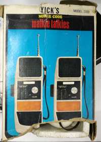 Walkie Talkies vintage Yicks