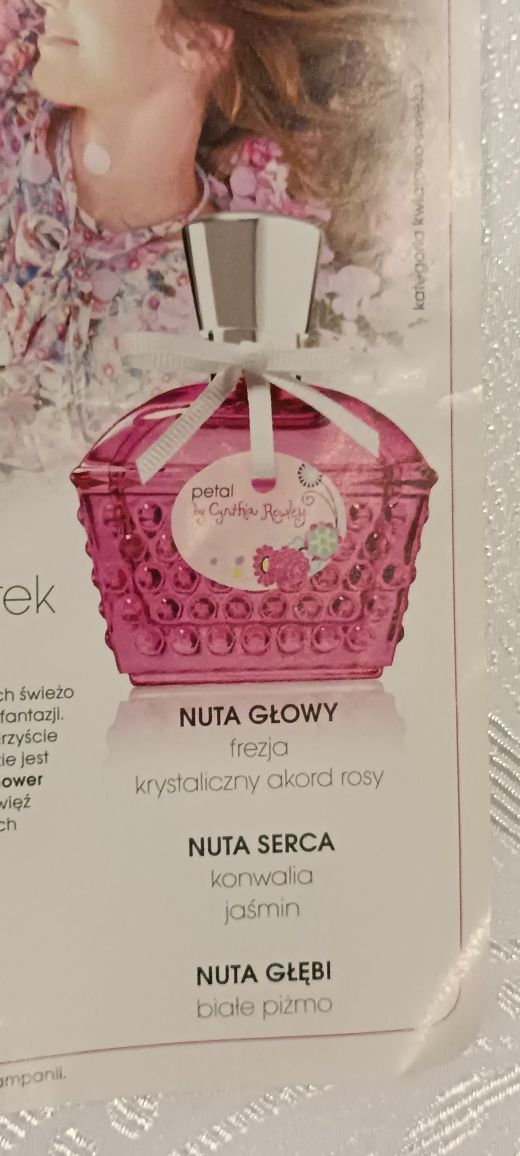 Petal by Cynthia Rowley 30 ml,woda Avon dla dziewczynki/kobiety.NOWA.