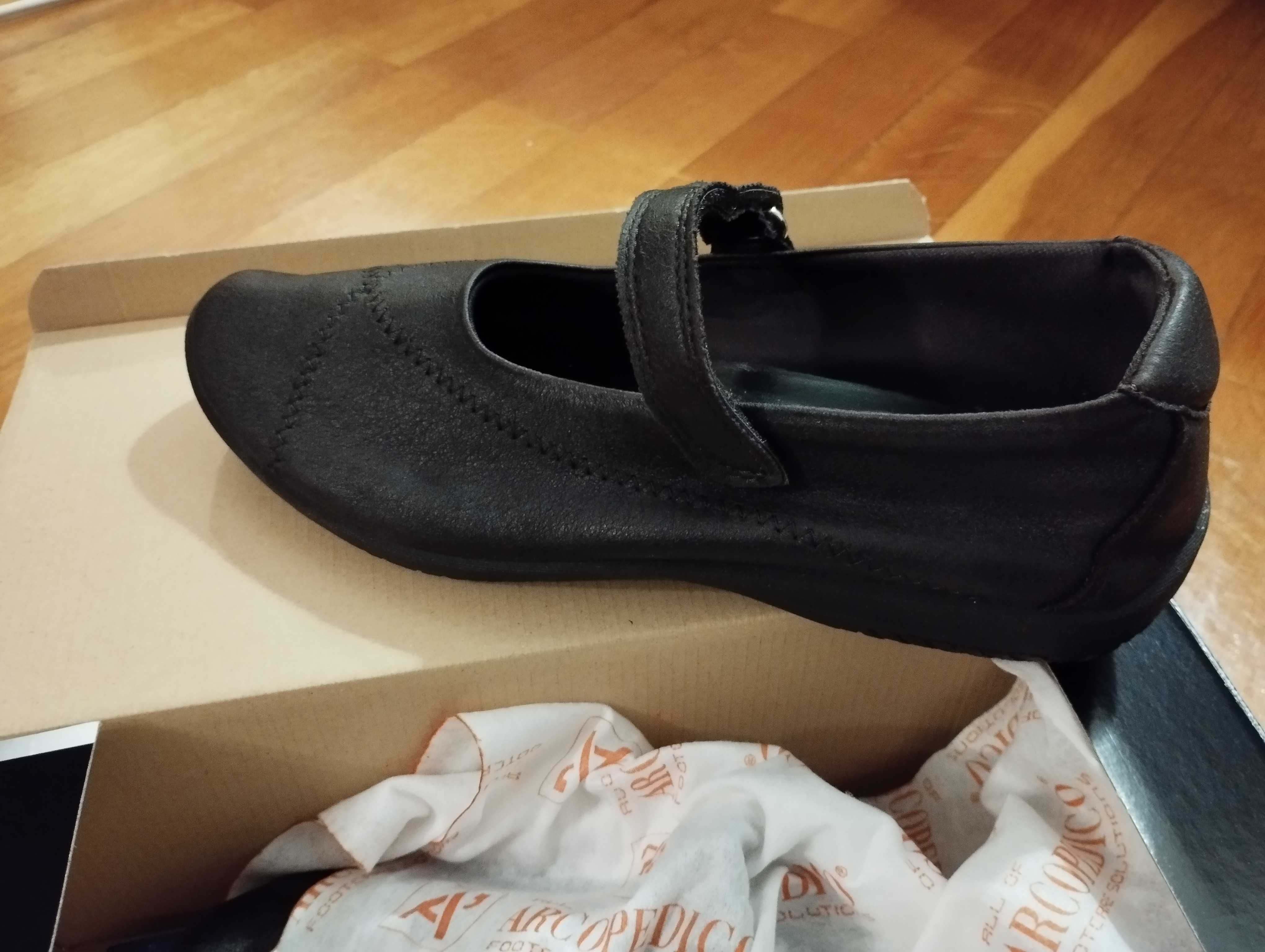 Sapatos Arcopedico - Novas sem etiqueta - nunca usadas