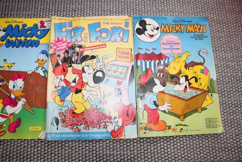 Stare komiksy Donald Myszka Miki Pluto B073001