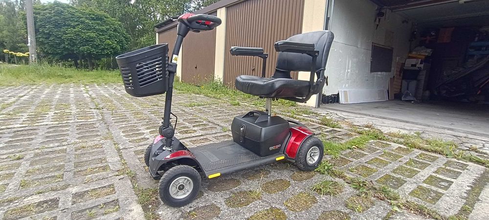 Skuter elektryczny inwalidzki – Go-Go Elite Traveller 4