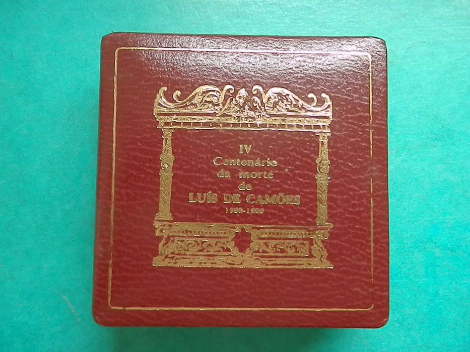1324 - PROOF: 1.000$00 1980 Luís de Camões, por 33,00
