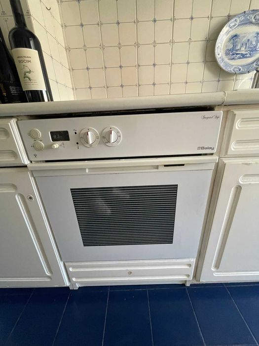 Forno elétrico Balay a funcionar bem