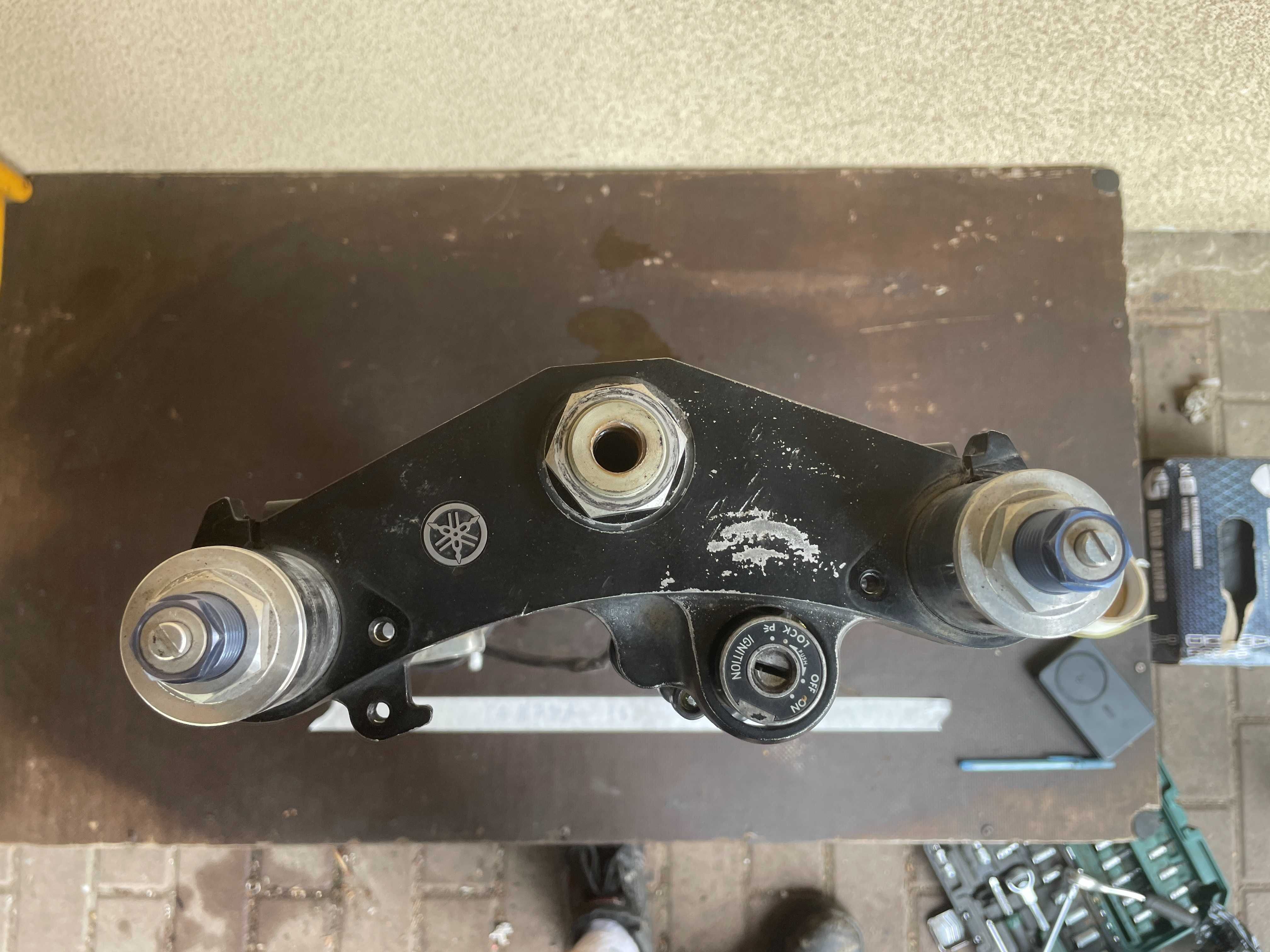 Yamaha R6 Kompletne zawieszenie lagi półki 98-02