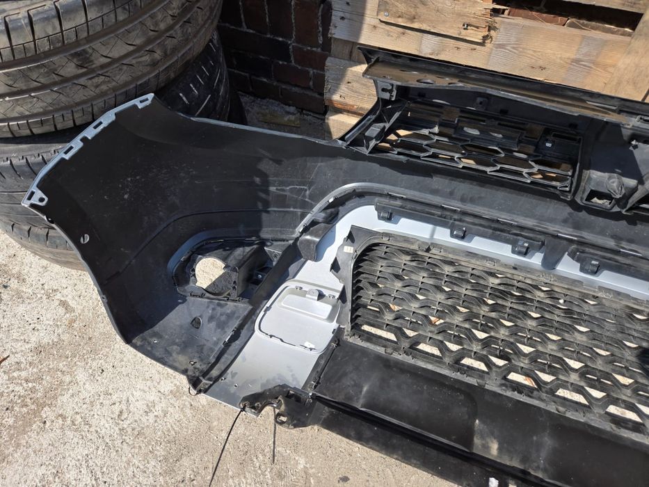 Dacia Duster II Lift Zderzak Przód Przedni Kompletny Grill Kratka